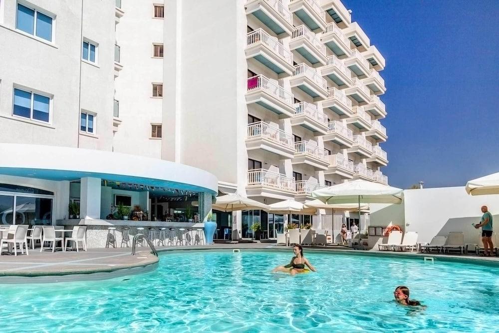 Tsanotel מלון לימסול