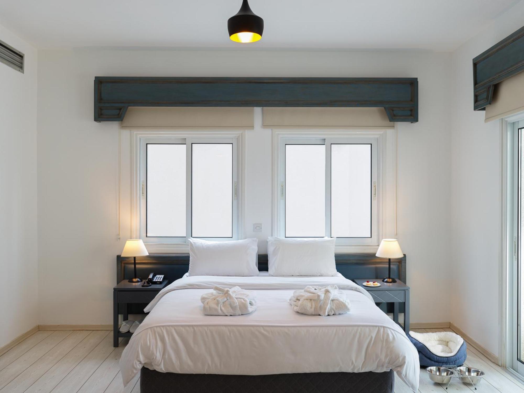 Отель Tsanotel 3*